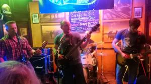 11009175_807579359297156_5777778949956139796_n