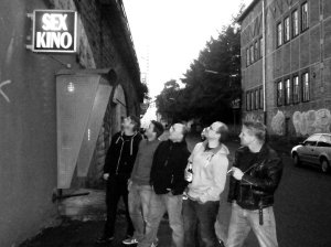 401041_511213958933699_790583451_n